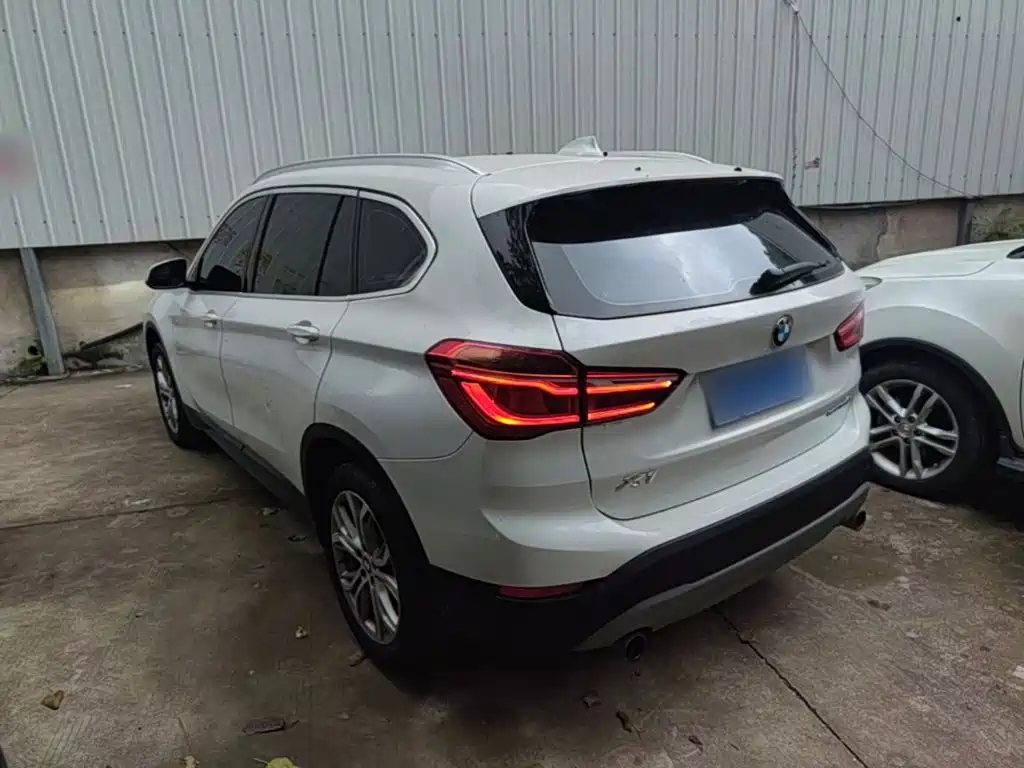 BMW X1 — миниатюра 5