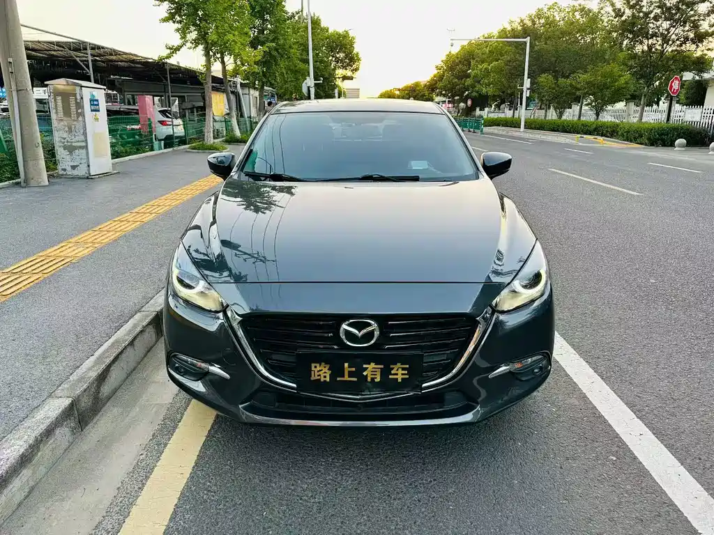 Mazda 3 Axela — миниатюра 2