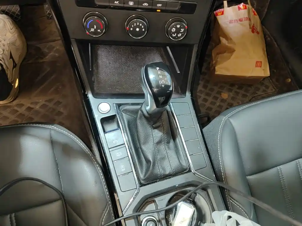 Volkswagen Passat — миниатюра 14