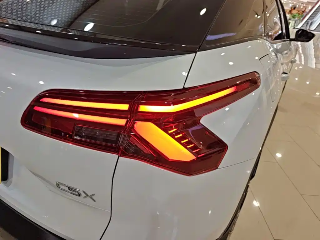Citroen C5 X — миниатюра 8