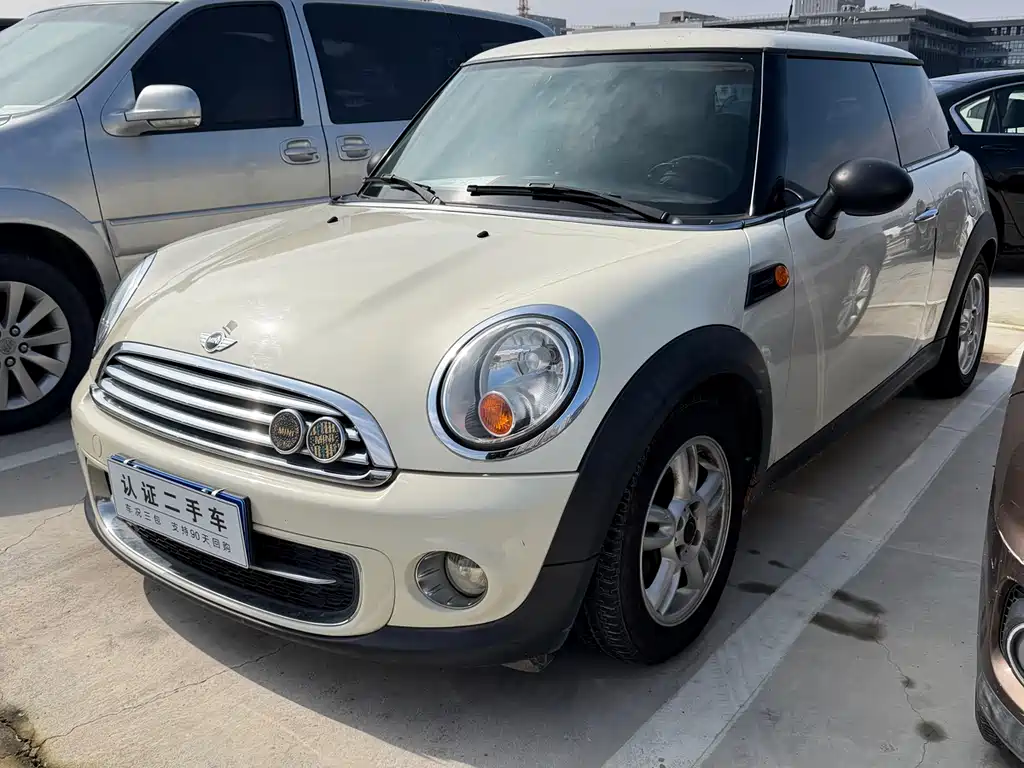 MINI Mini 2012