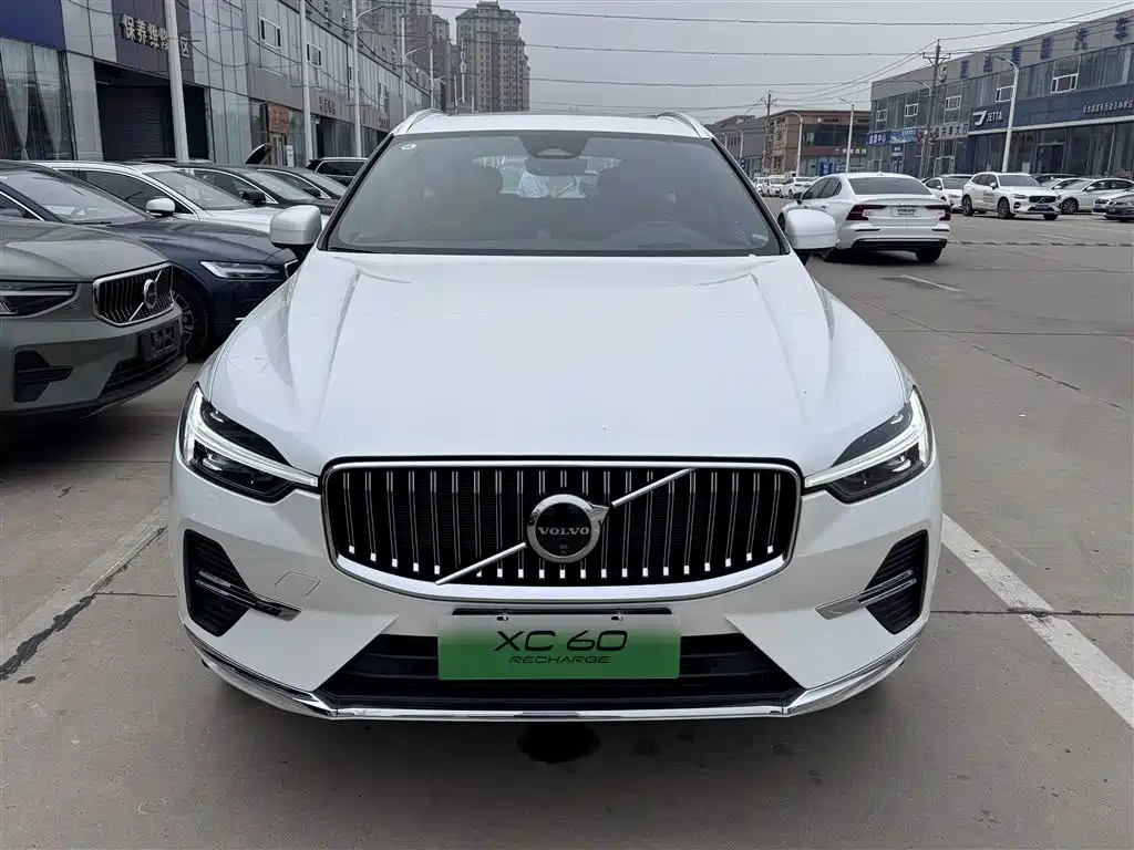 VOLVO XC60 PLUG IN HYBRID