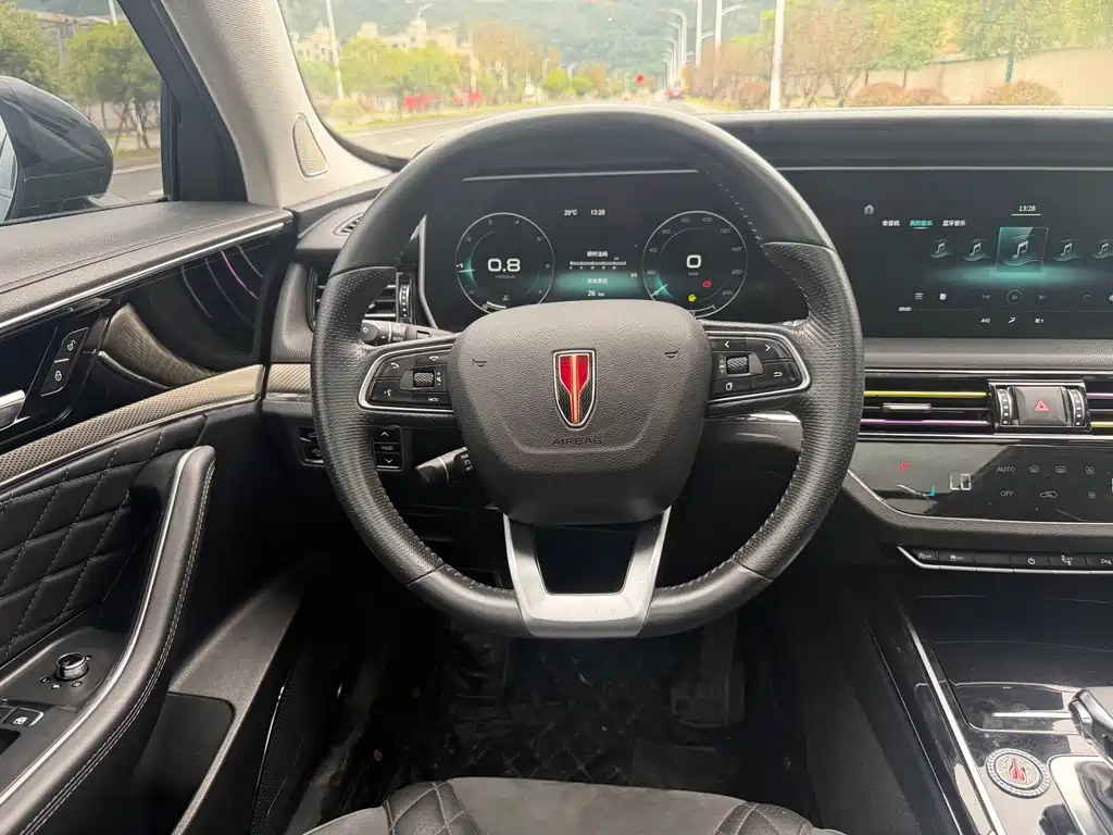Hongqi Hongqi HS5 — миниатюра 9