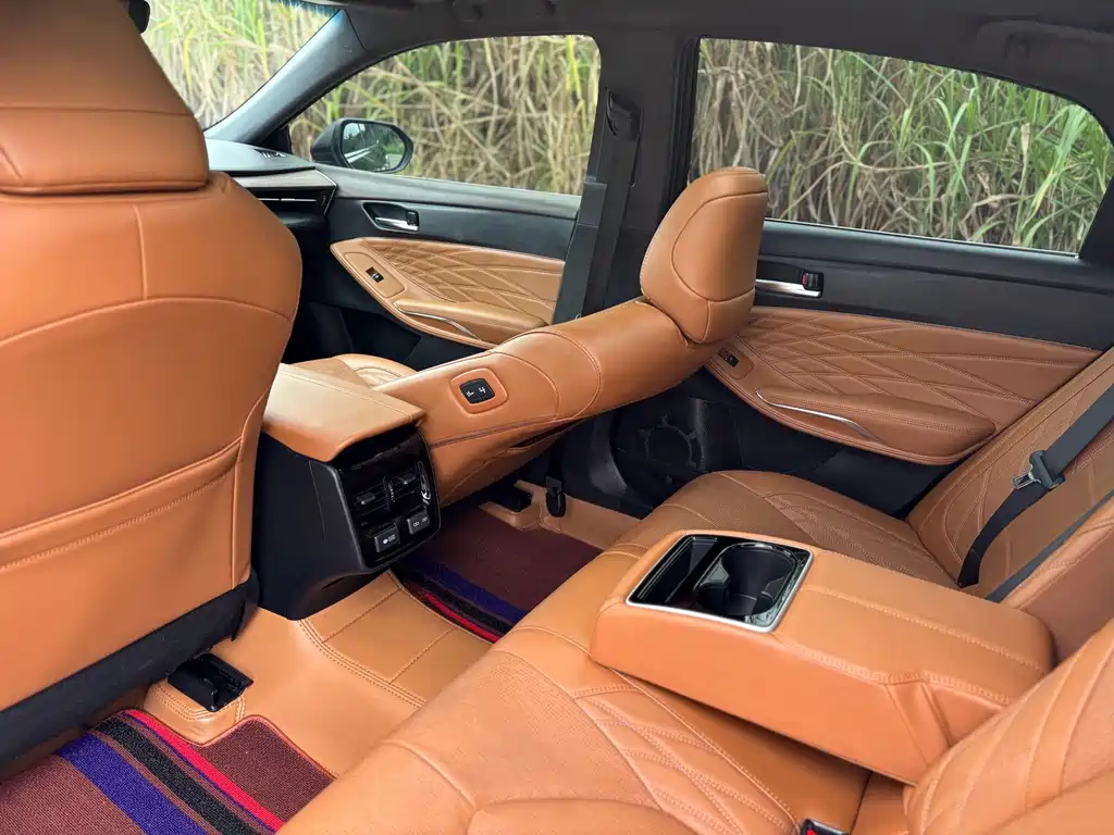 Toyota Avalon — миниатюра 11
