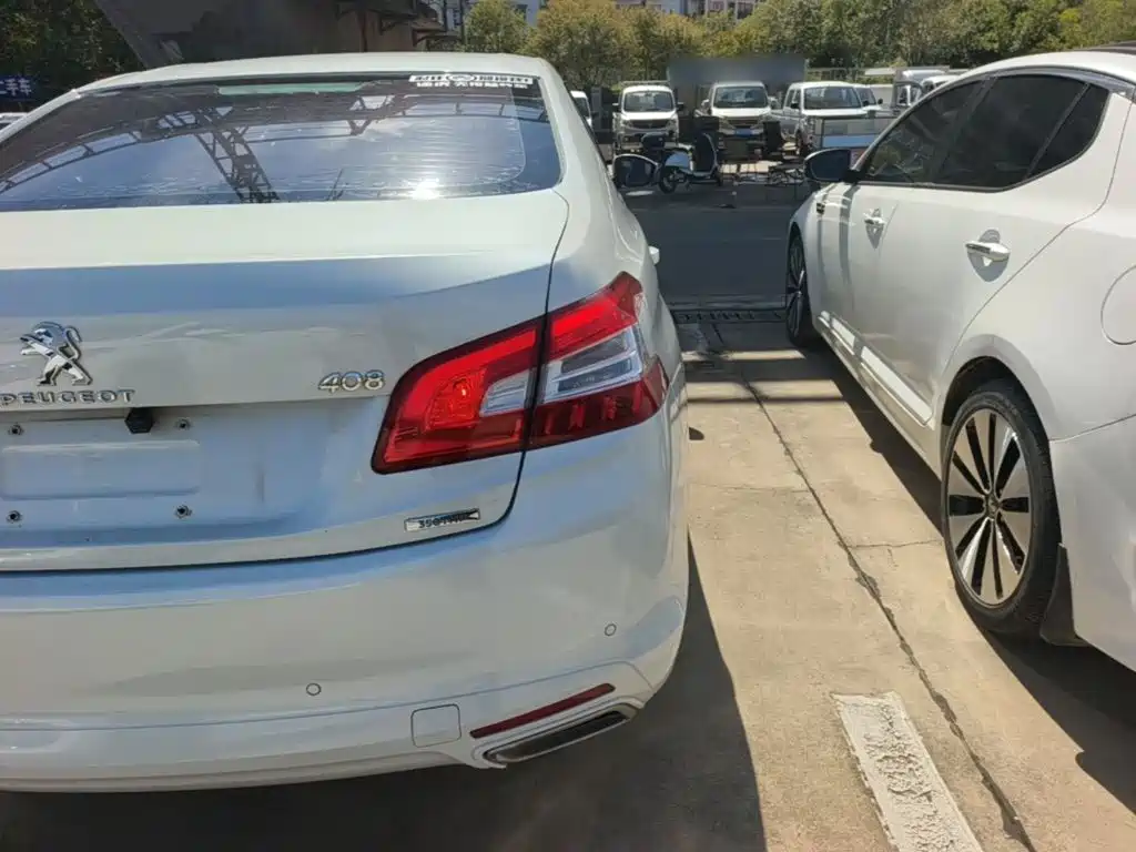 Peugeot 408 — миниатюра 8