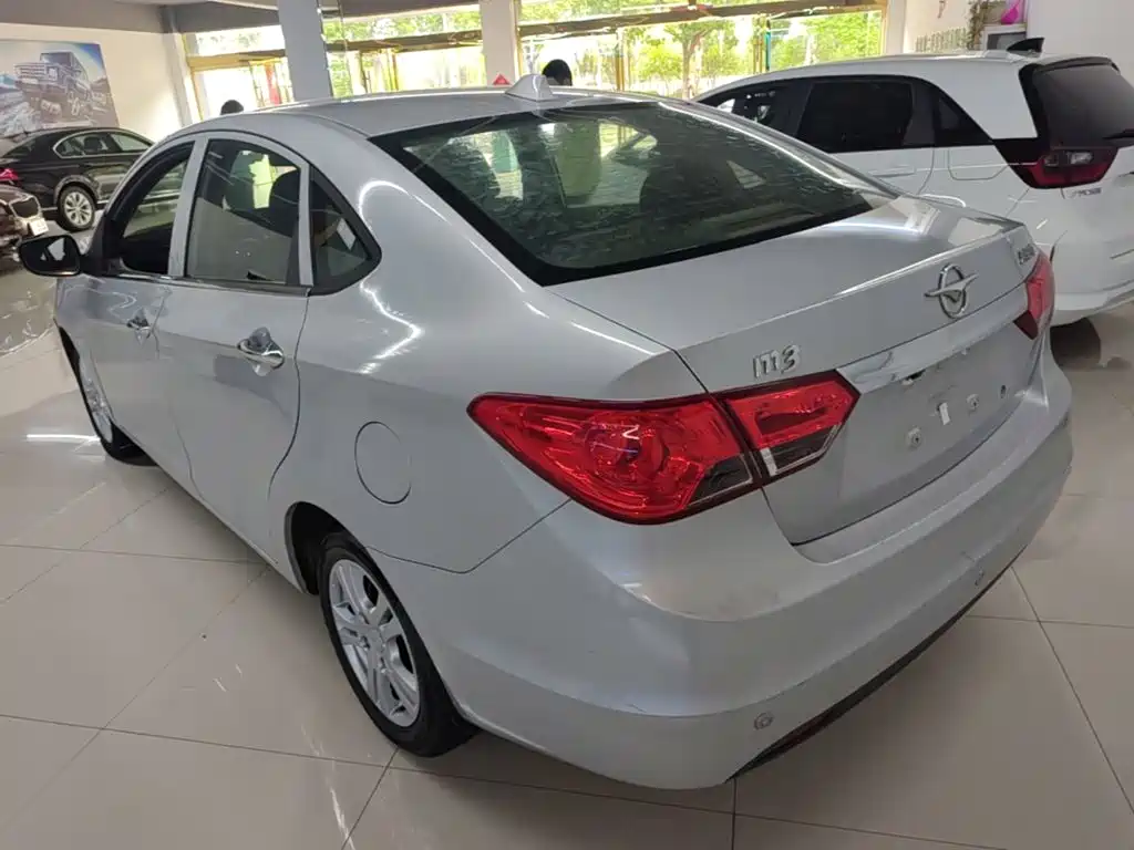 Haima Haima M3 — миниатюра 5
