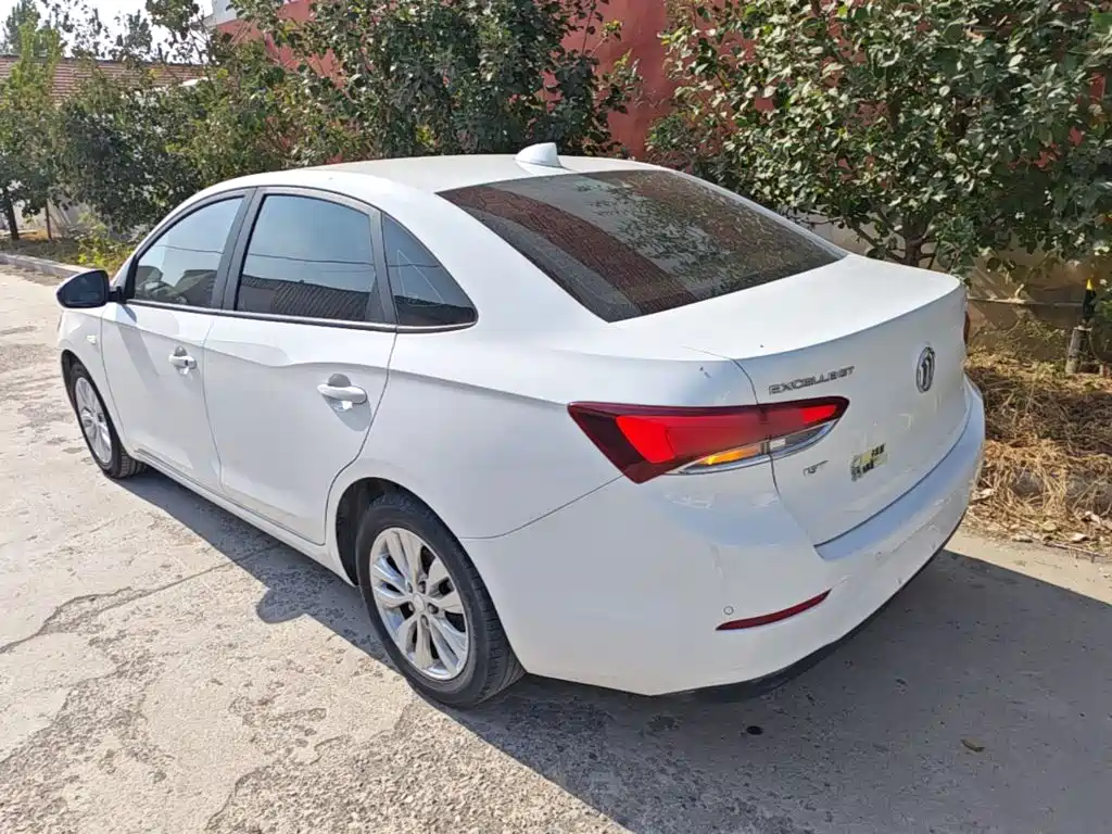 Buick Excelle — миниатюра 5