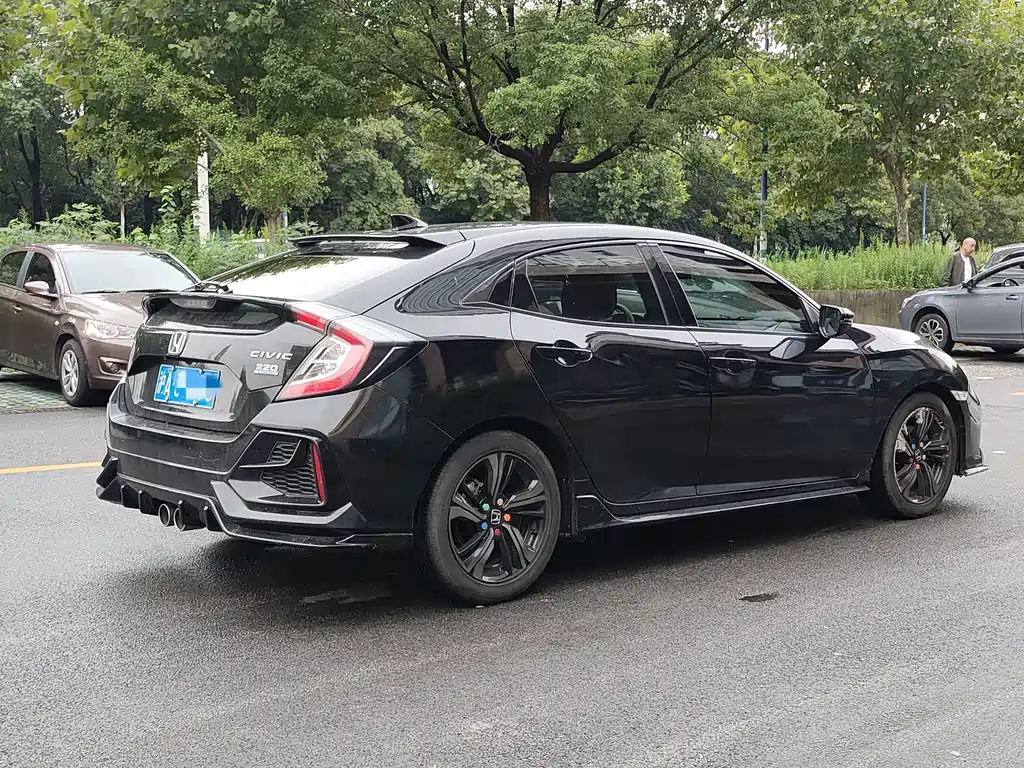 Honda Civic — миниатюра 4