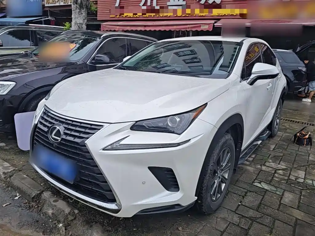 Lexus NX 2018