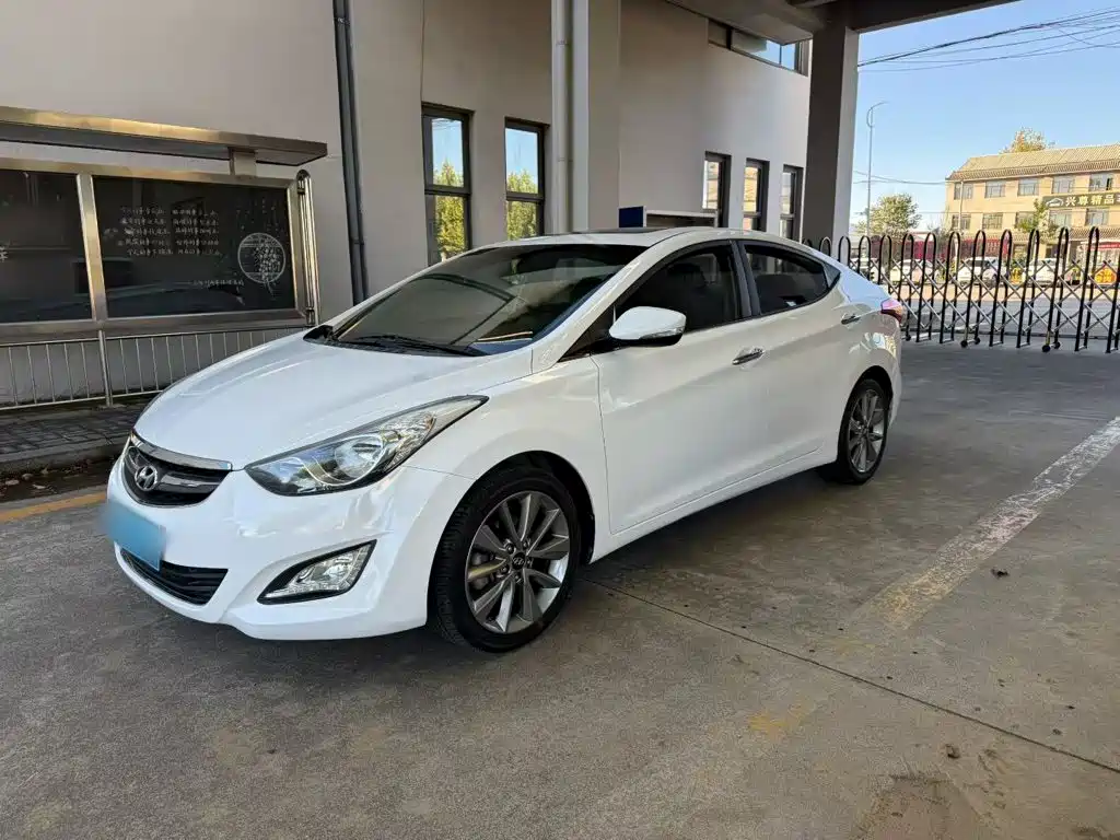 Hyundai Elantra Langdong — миниатюра 25