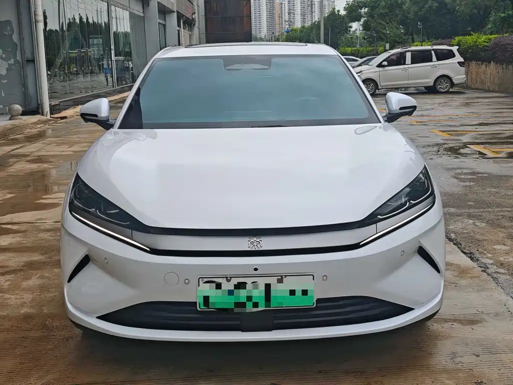 BYD QIN L