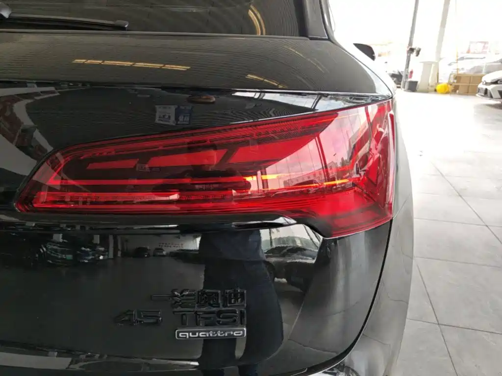 Audi Q5L — миниатюра 8