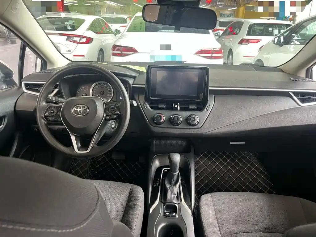 Toyota Corolla — миниатюра 6