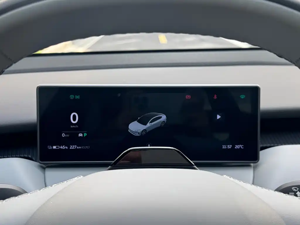NIO ET5 — миниатюра 10