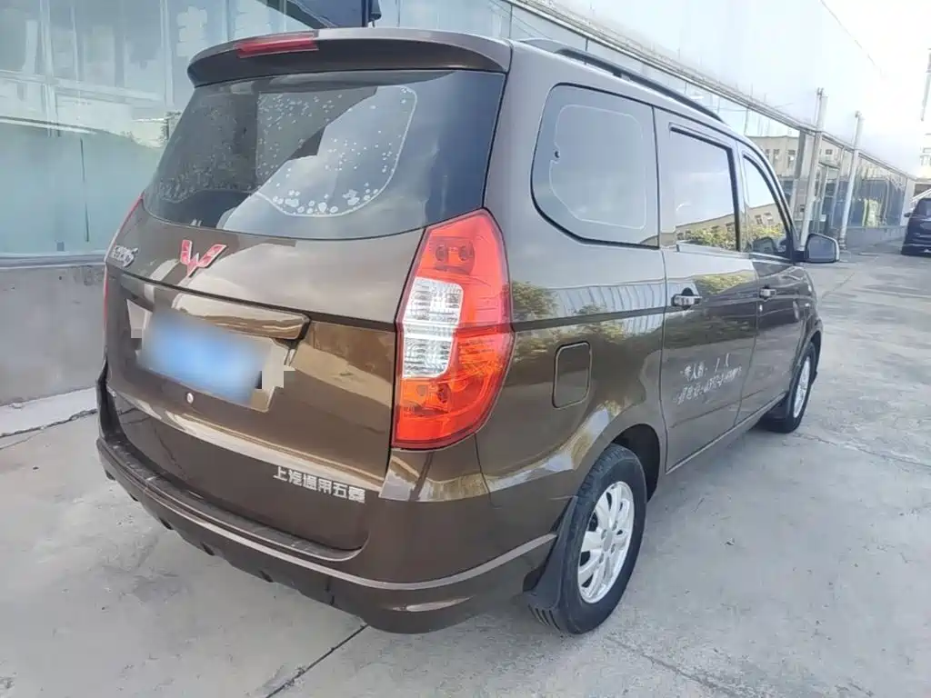 Wuling Hongguang — миниатюра 7