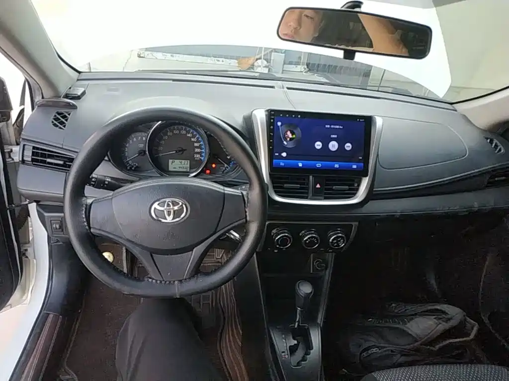 Toyota Vios FS — миниатюра 10