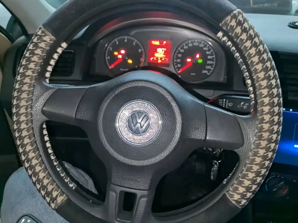 Volkswagen Santana — миниатюра 11