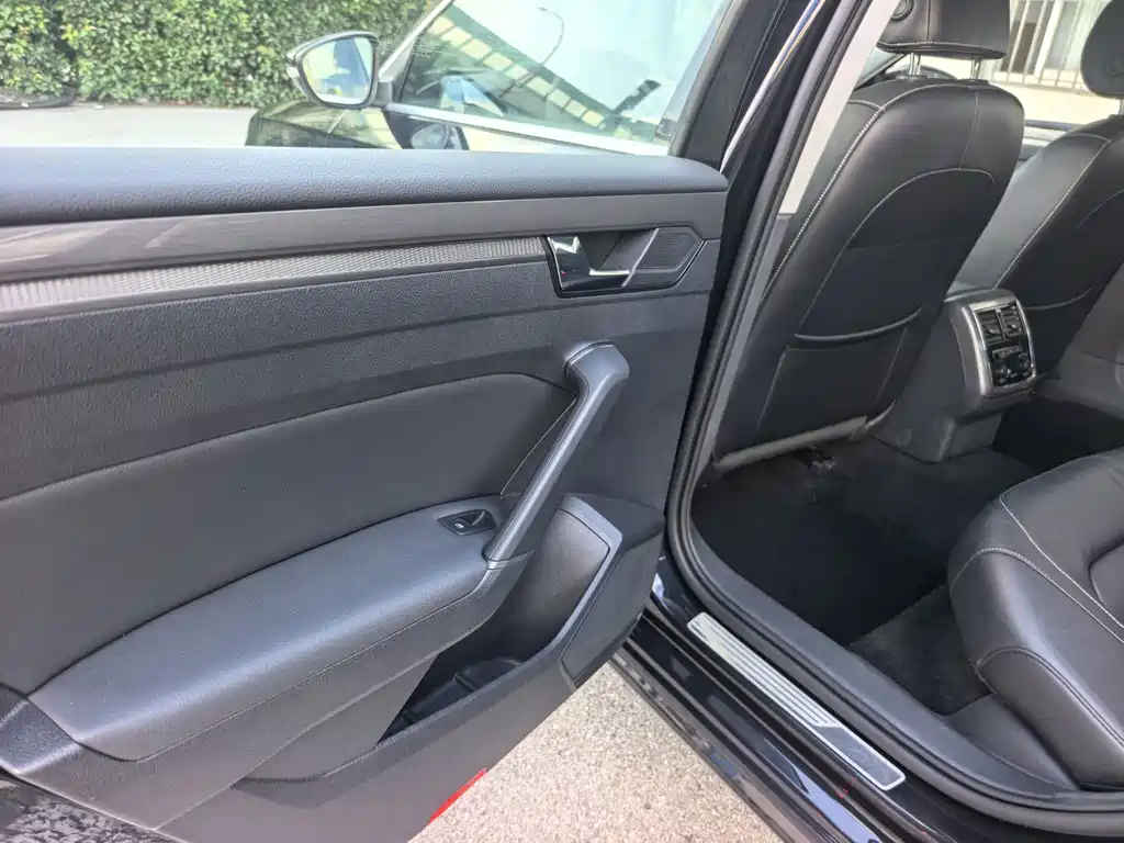 Volkswagen Passat — миниатюра 17