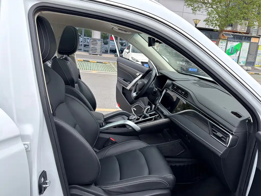 GEELY AUTOMOBILE BOYUE