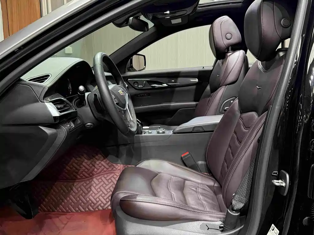 Cadillac CT6 — миниатюра 12