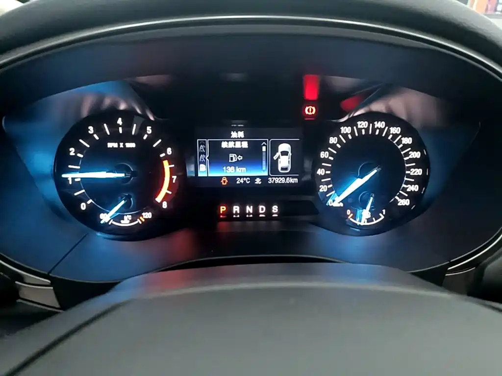 Ford Mondeo — миниатюра 12
