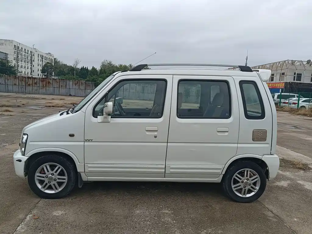 Suzuki Wagon R — миниатюра 4