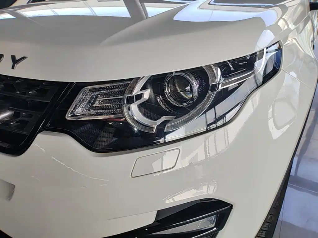 Land Rover Discovery Sport — миниатюра 24