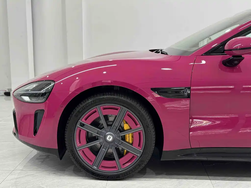 XIAOMI CAR XIAOMI SU7