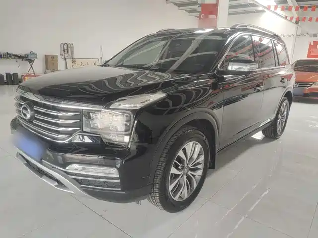 2017 GAC Trumpchi GS8