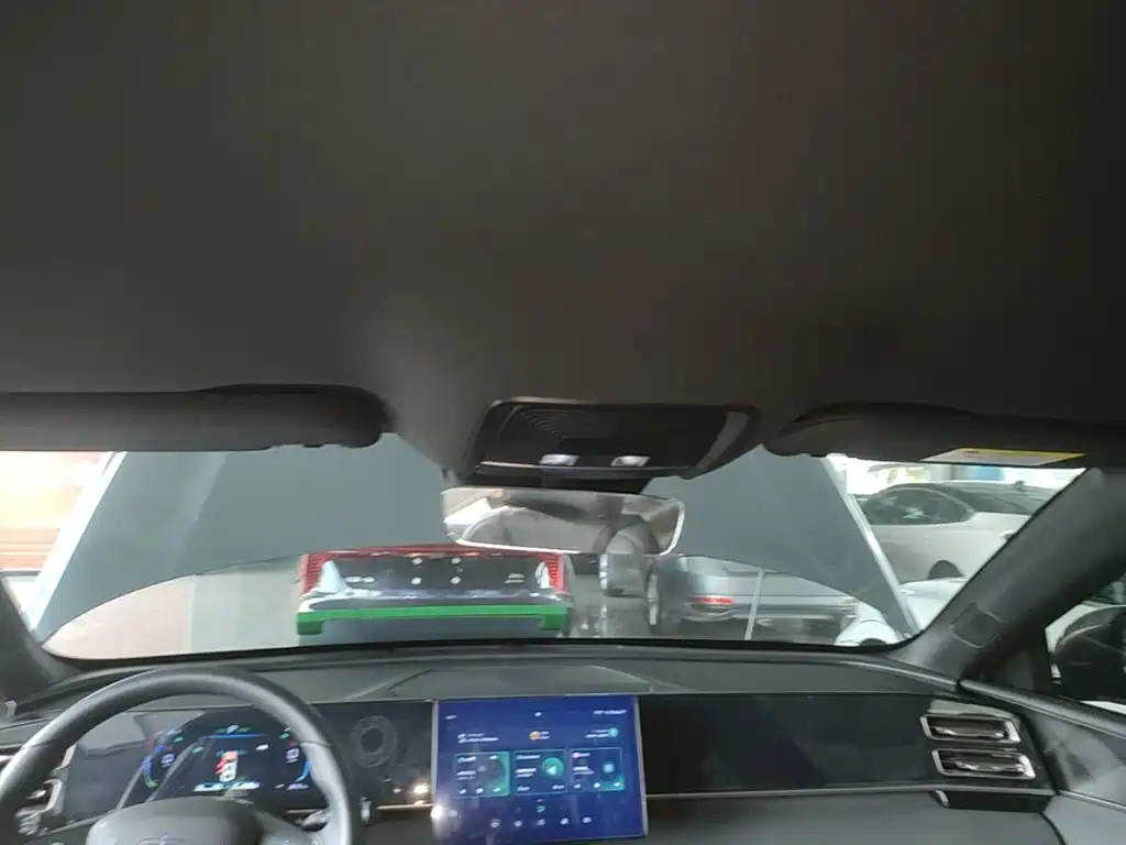 BYD Qin L — миниатюра 18