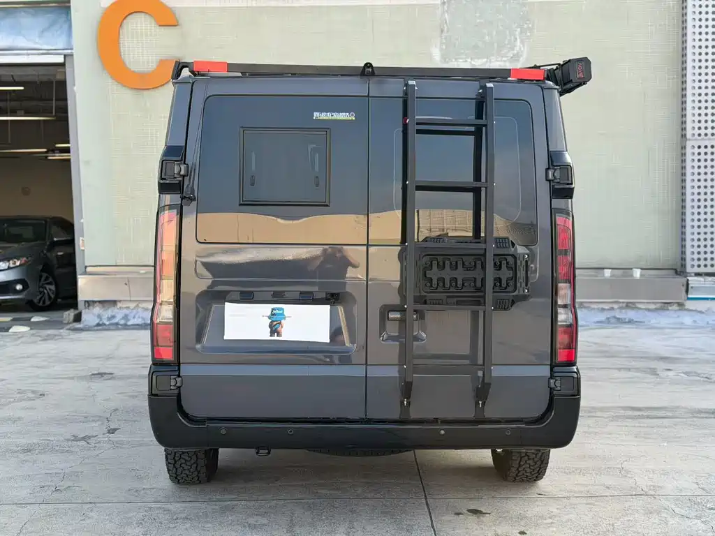JMC JMC Fushun — миниатюра 3