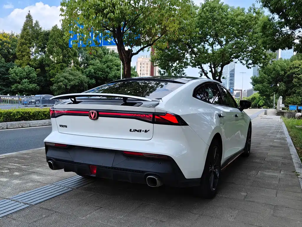 Changan UNI-V — миниатюра 13