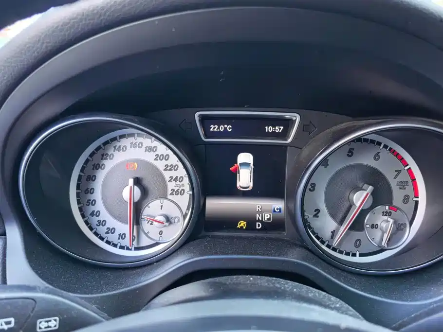 Mercedes-Benz GLA — миниатюра 14