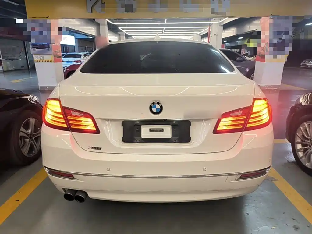 BMW 5 Series — миниатюра 6
