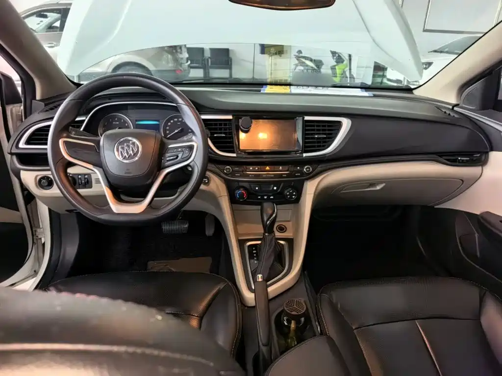 Buick Excelle — миниатюра 10