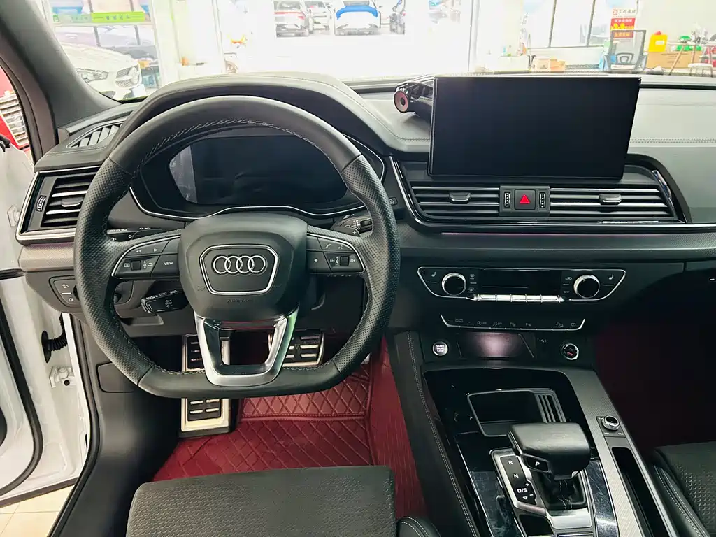 AUDI Q5L SPORTBACK