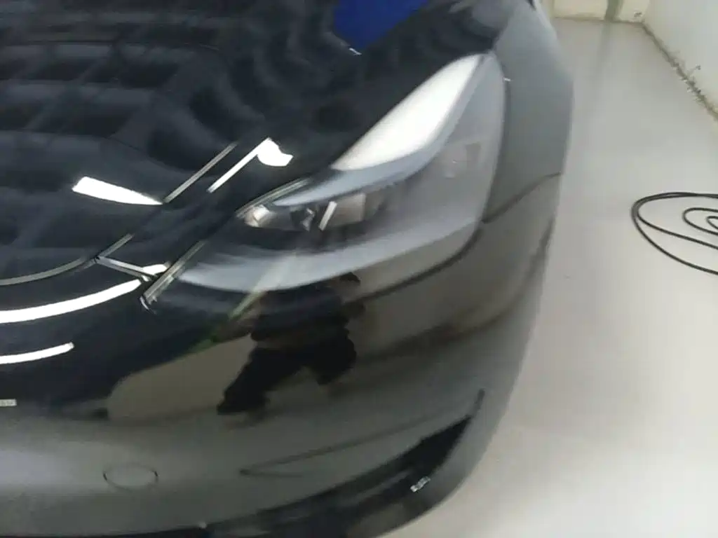 Tesla Model 3 — миниатюра 24