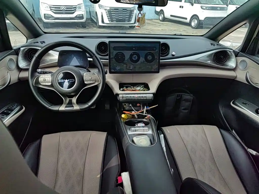 BYD Dolphin — миниатюра 10