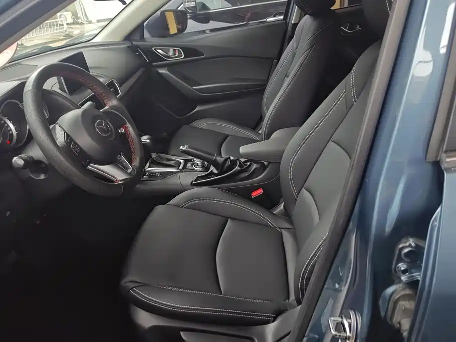 Mazda 3 Axela — миниатюра 9