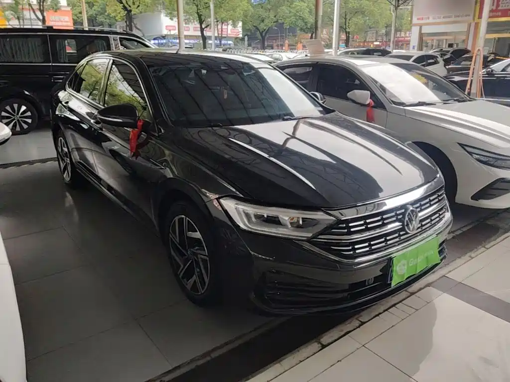 Volkswagen Sagitar — миниатюра 4