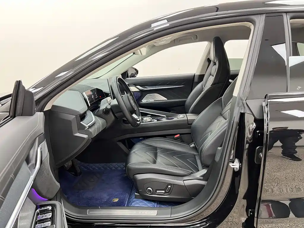 ZEEKR EXTREME KRYPTON 001