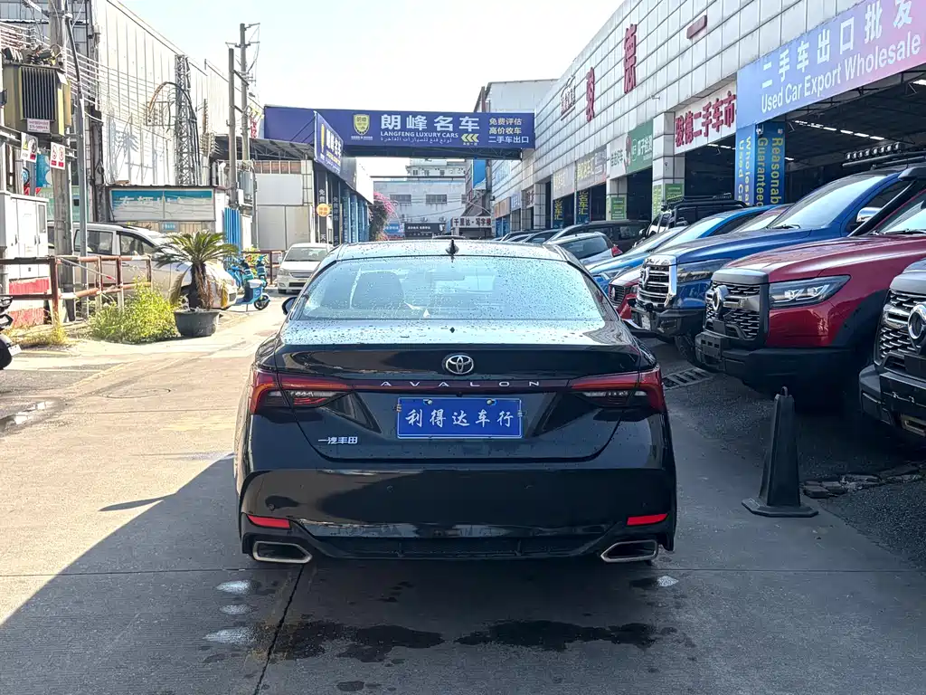 Toyota Avalon — миниатюра 5
