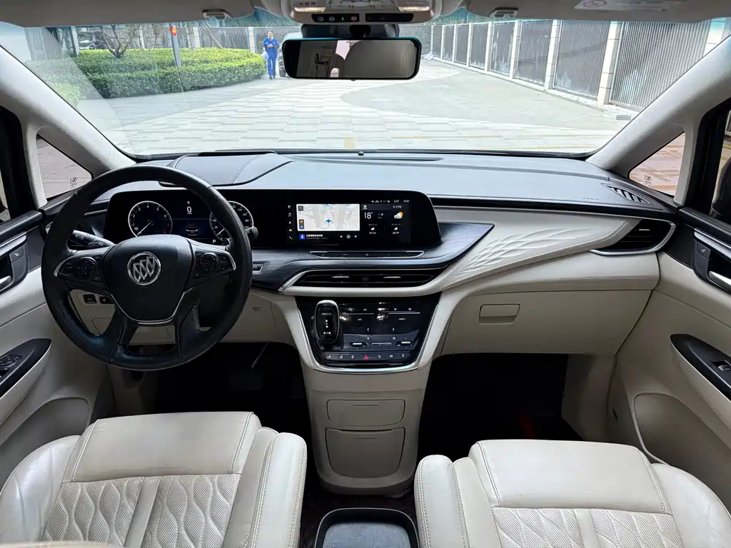 Buick GL8 — миниатюра 5