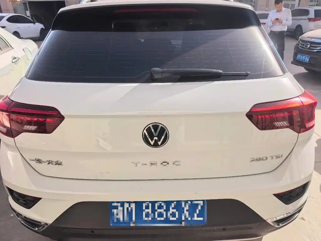 Volkswagen T-Roc — миниатюра 9