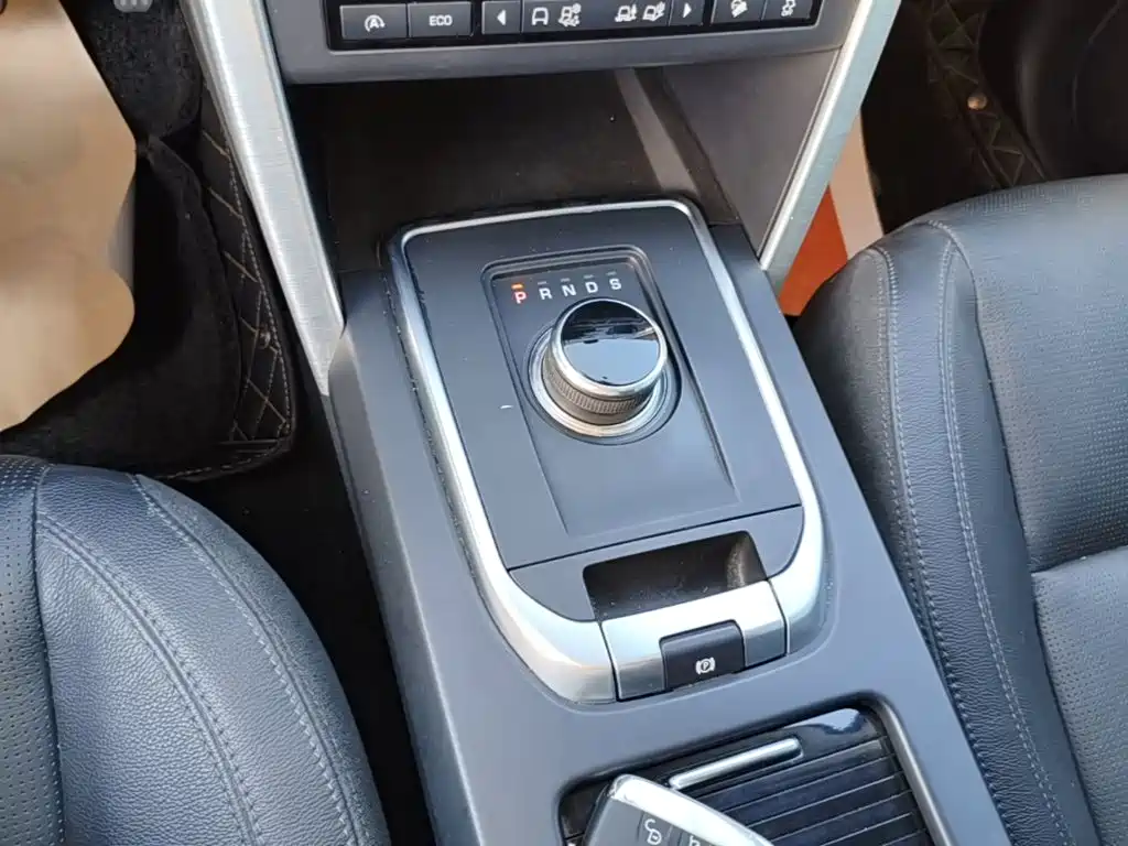 Land Rover Discovery Sport — миниатюра 14