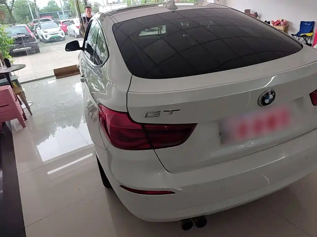 BMW 3 Series GT — миниатюра 5