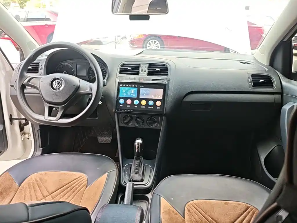 Volkswagen Polo — миниатюра 10