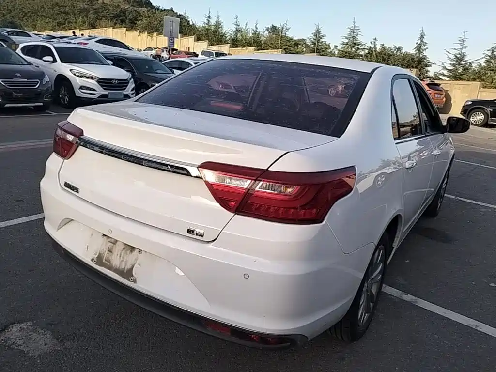 Geely Vision — миниатюра 7