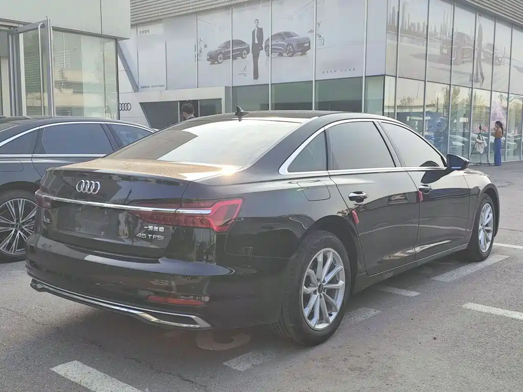 Audi A6L — миниатюра 7