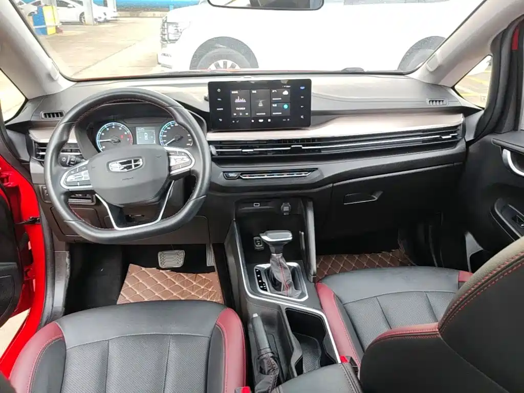 Geely Vision X3 — миниатюра 10